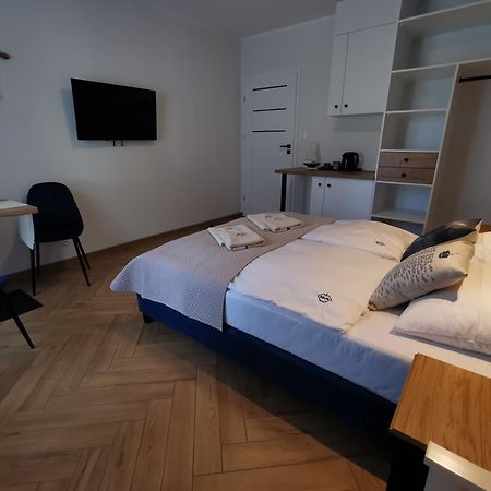 Dom Goscinny Z Restauracja - Rejs Dziwnów Eksteriør billede
